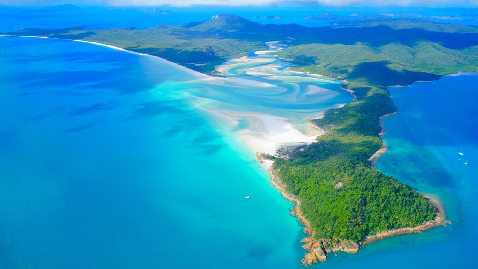Whitsundays Top 16 Most Beautiful Islands in the World Zen Tripstar island islands beautiful islands tropical islands Martinique hvar top 10